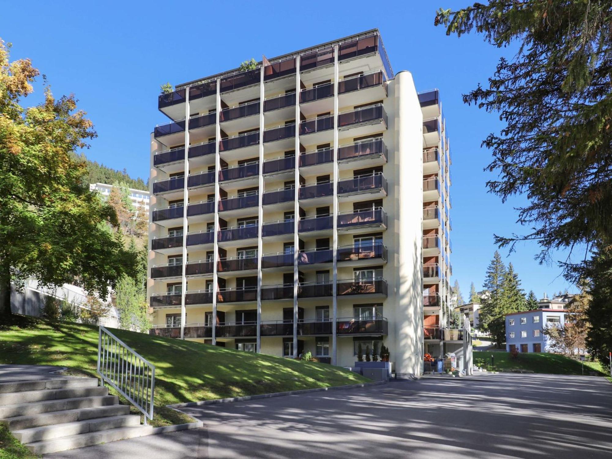 Apartment Allod-Park-46 By Interhome Давос Екстериор снимка