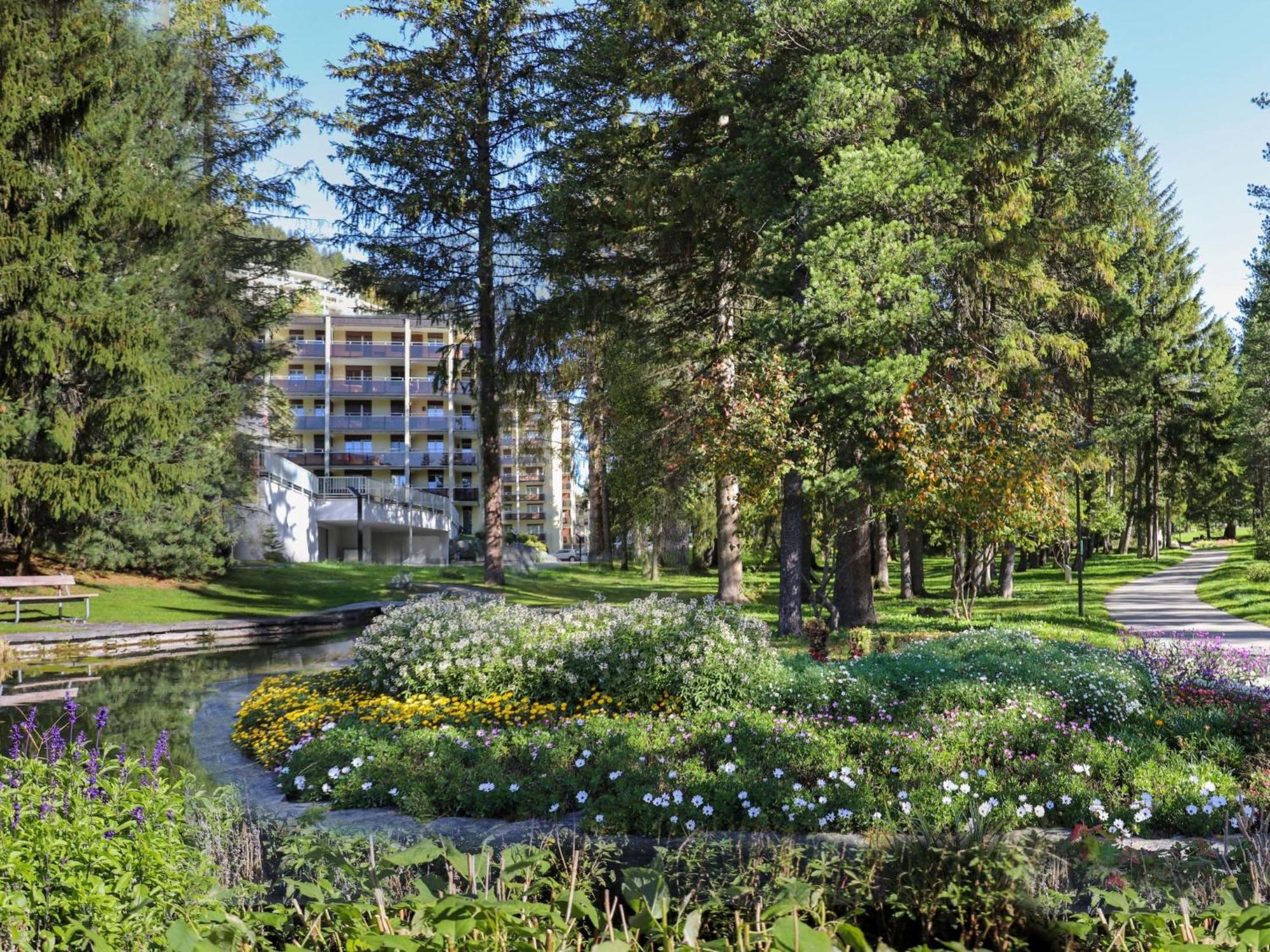 Apartment Allod-Park-46 By Interhome Давос Екстериор снимка