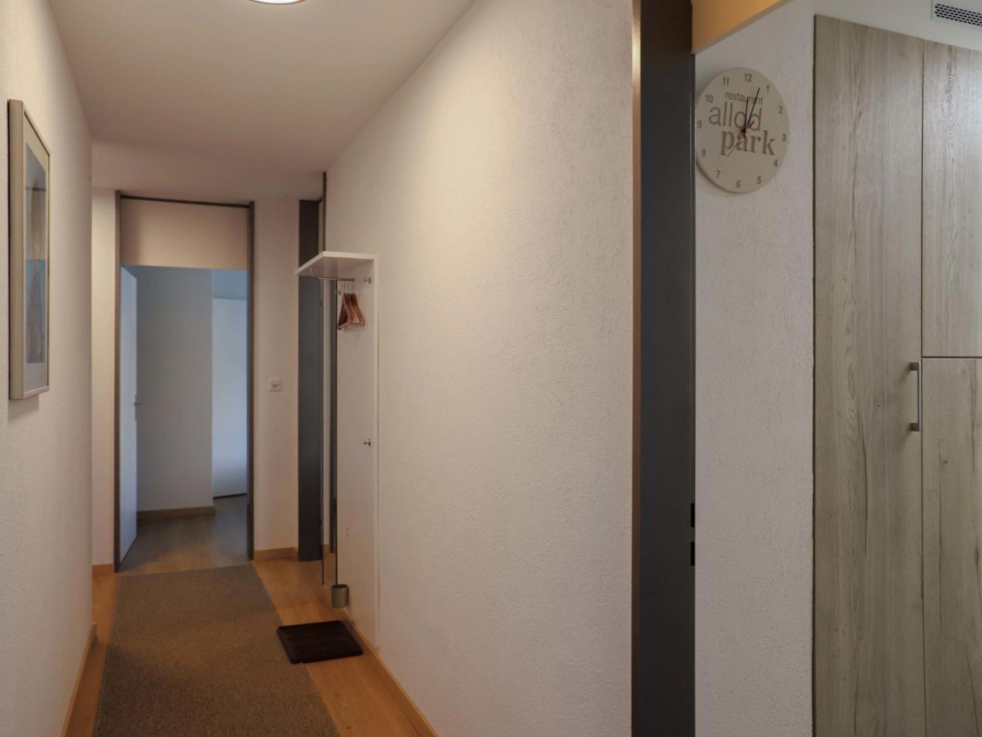 Apartment Allod-Park-46 By Interhome Давос Екстериор снимка